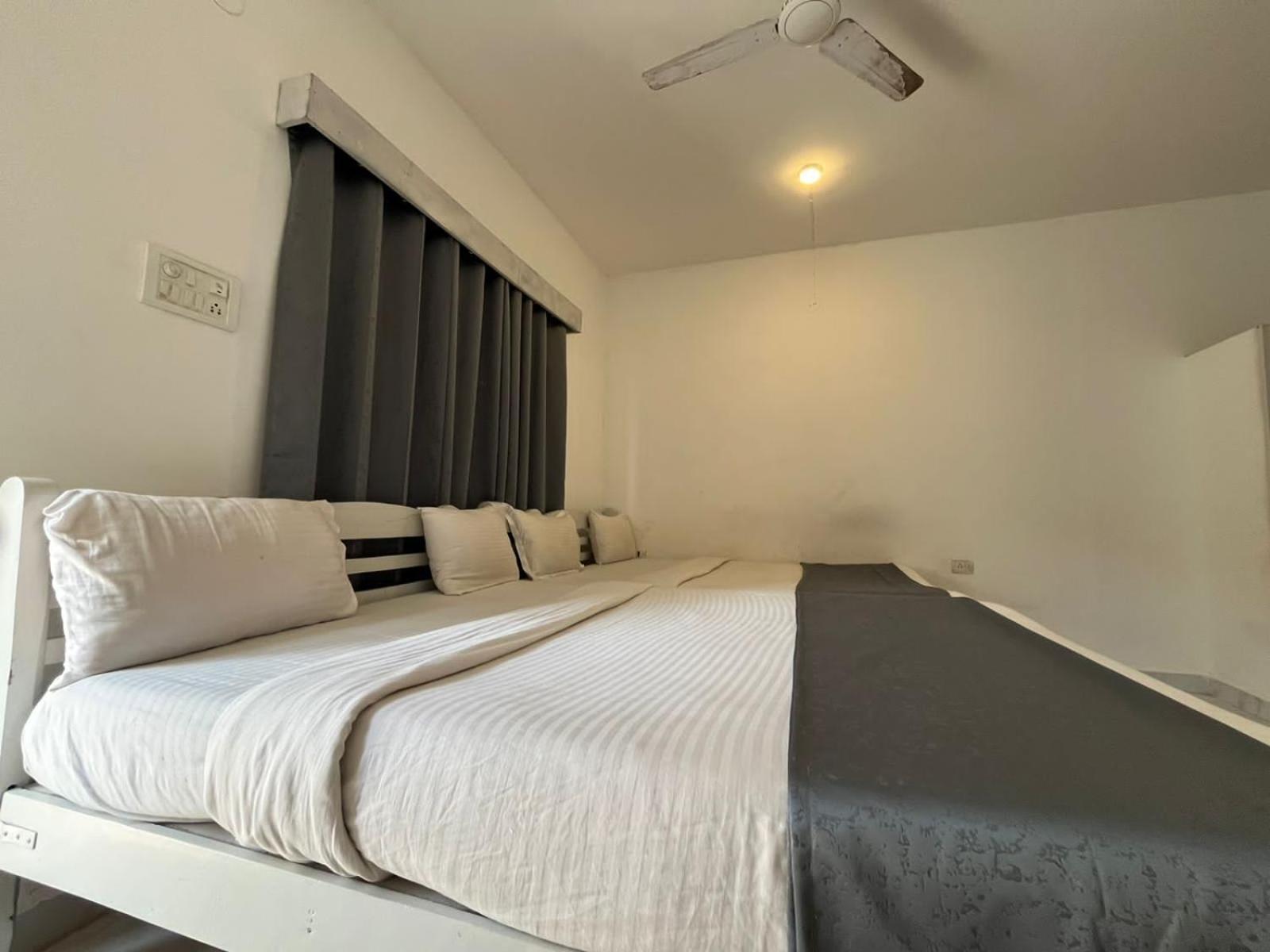 Mehar Rooms バガ エクステリア 写真